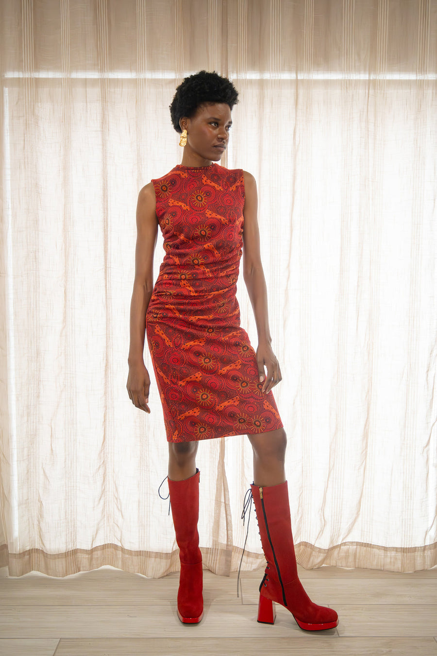 Kahindo Sao Tome Dress with sleeveless and mock neck