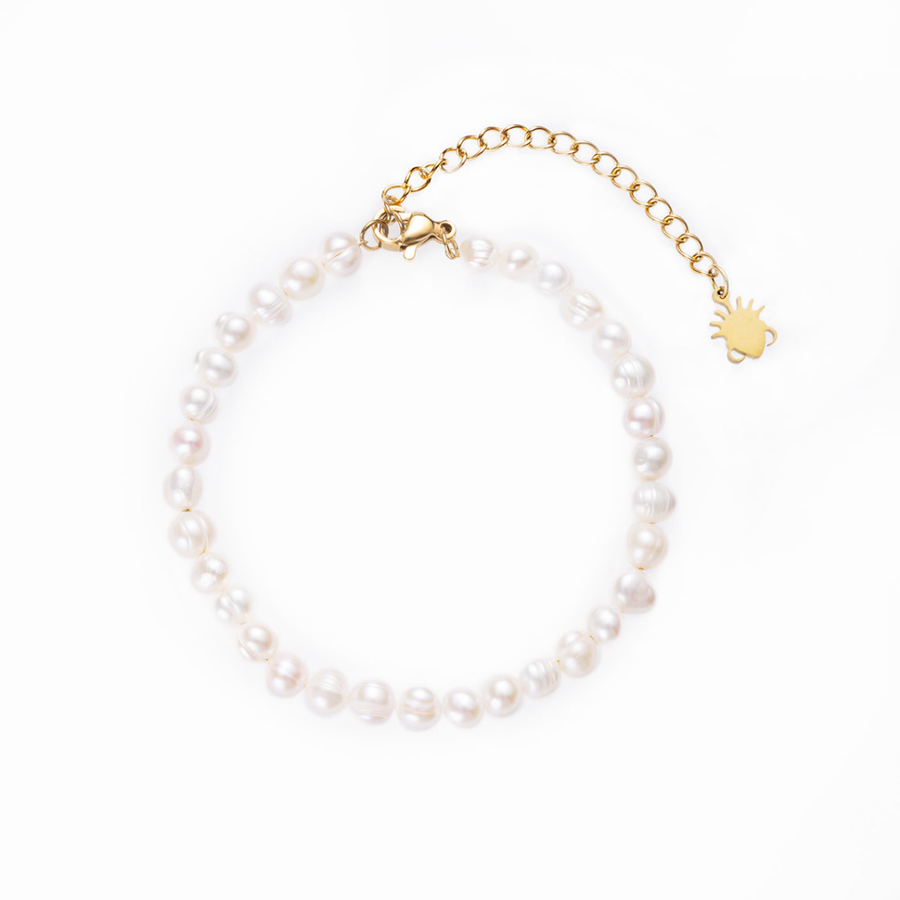 Omoluabi Pearl bracelet