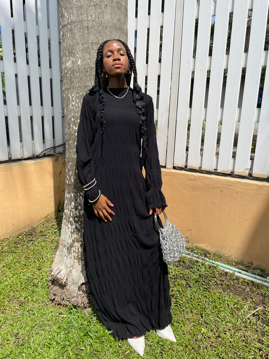 Yeno Label Black Noir a full-length long-sleeved Dress