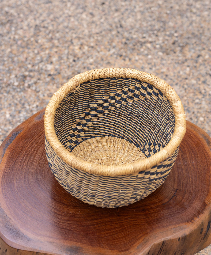 Small Handcrafted round Volta Storage Basket