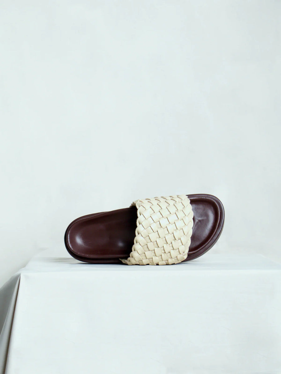 Maliko's Woven Slippers with Leather Upper, Leather insole, and Lining