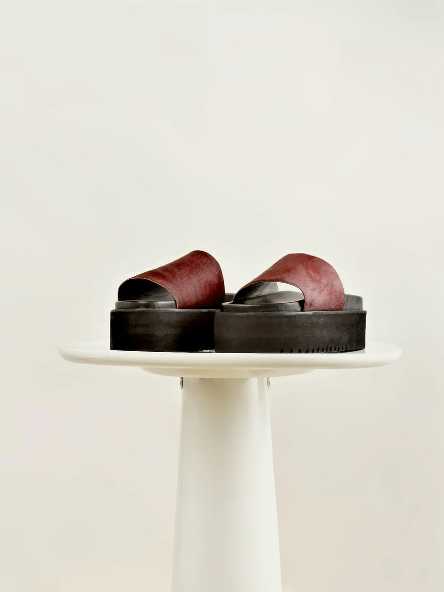Maliko Chinenye Slippers with Leather upper and lining, and microlite sole