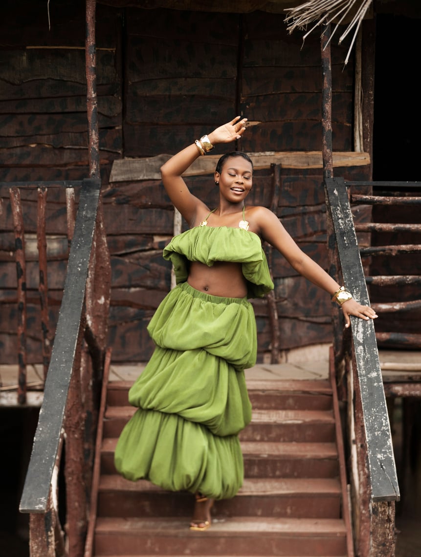 Ivory Afrikaan Tinuda Set with Bubble tiered skirt and a bubble crop blouse